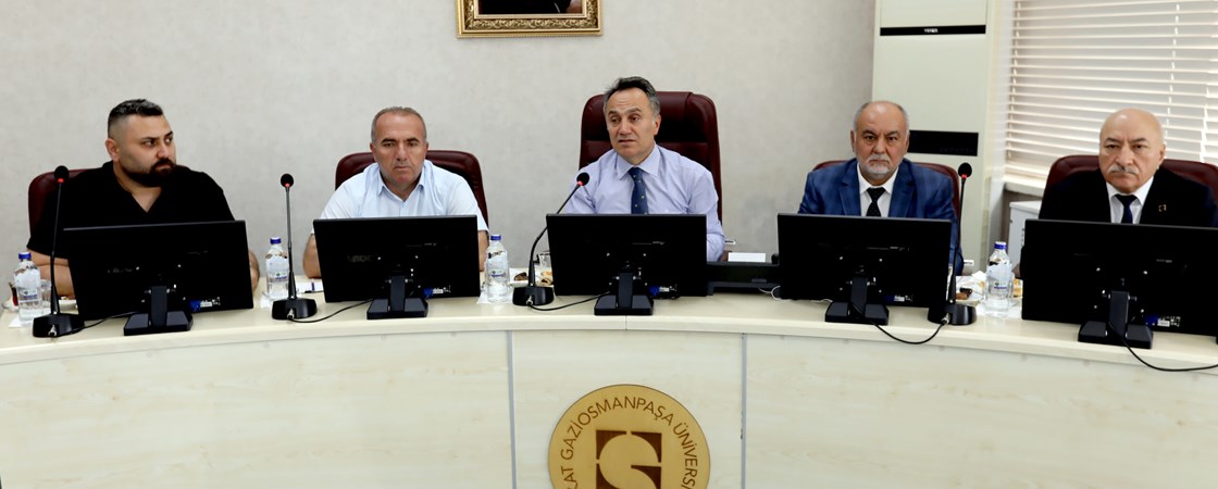 Rektörümüzden Meslek Yüksekokullarına Stratejik Destek: Geleceğin Mesleklerine Yön Veren Toplantı